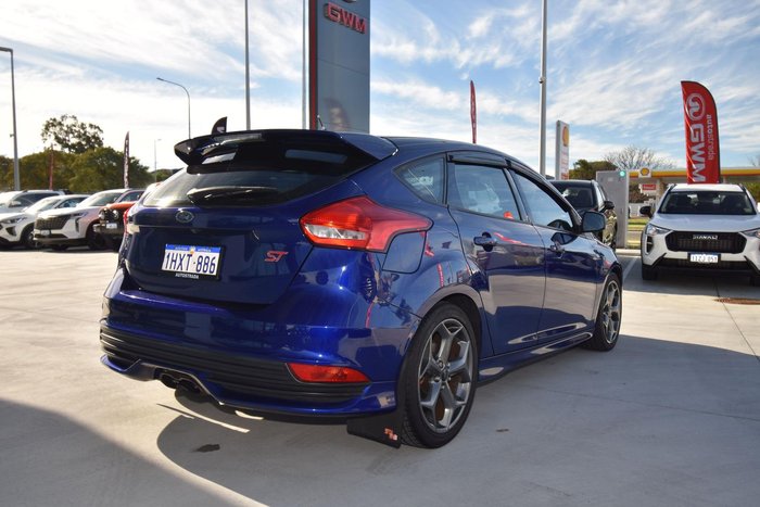 2017 Ford Focus ST