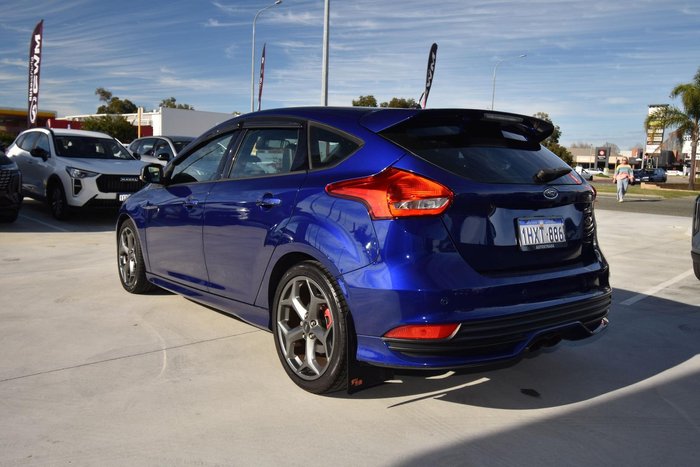 2017 Ford Focus ST