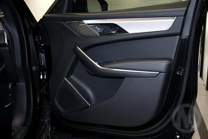 2025 Jaguar F-PACE PHEV P400e R-Dynamic SE 90th Anniversary Edition