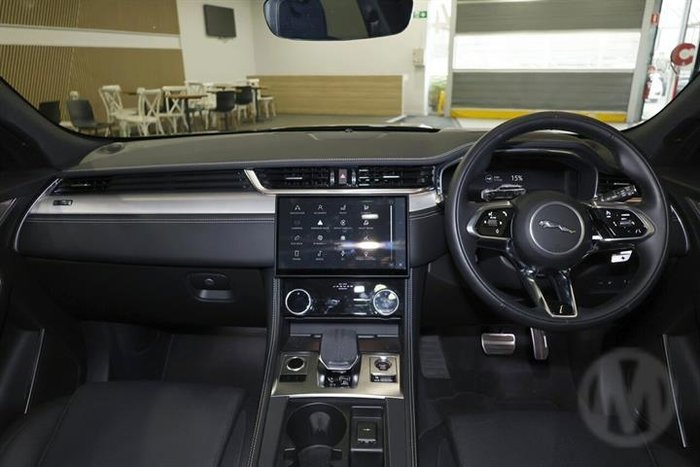 2025 Jaguar F-PACE PHEV P400e R-Dynamic SE 90th Anniversary Edition