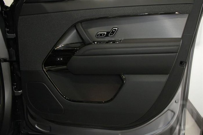 2025 Land Rover Range Rover Sport P400 Dynamic SE