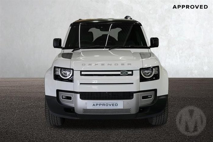 2025 Land Rover Defender 110 P400 S