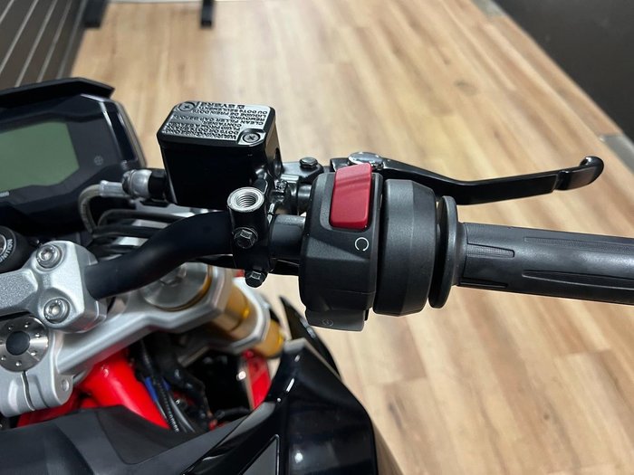 2024 BMW Motorrad G 310 R Grey