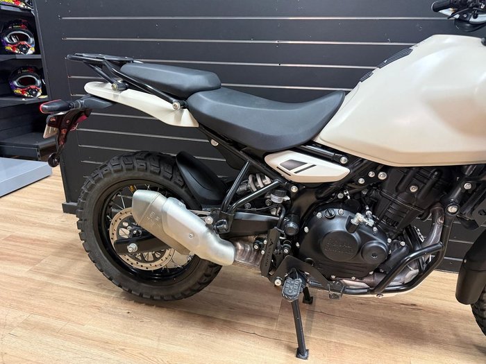 2024 Royal Enfield HIMALAYAN 450 White