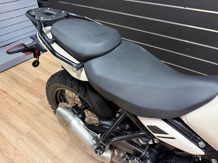 2024 Royal Enfield HIMALAYAN 450 White