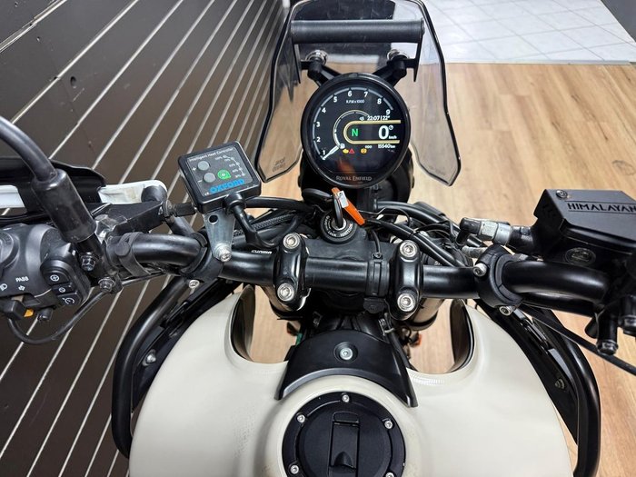 2024 Royal Enfield HIMALAYAN 450 White