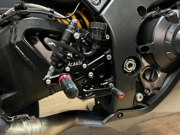 2016 Kawasaki ZX-10R (ABS) 30TH ANNIV. BATTLE GRAY