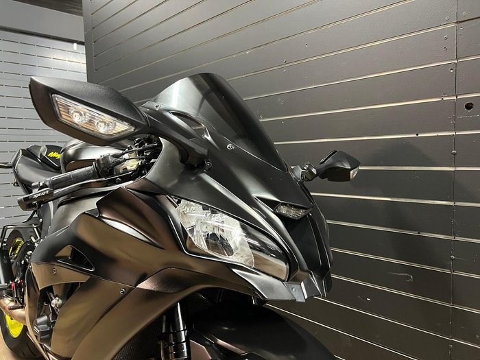 2016 Kawasaki ZX-10R (ABS) 30TH ANNIV. BATTLE GRAY