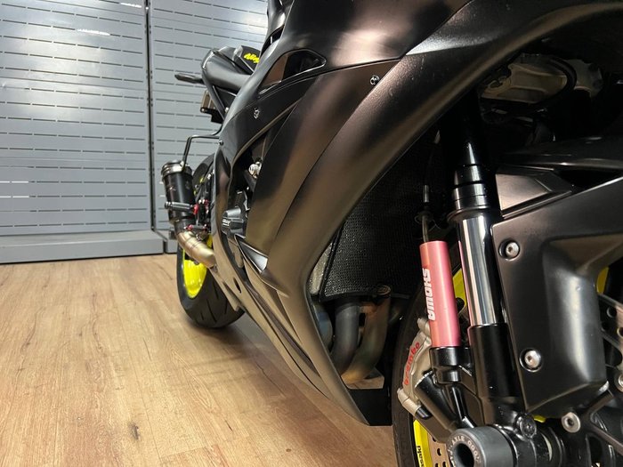 2016 Kawasaki ZX-10R (ABS) 30TH ANNIV. BATTLE GRAY