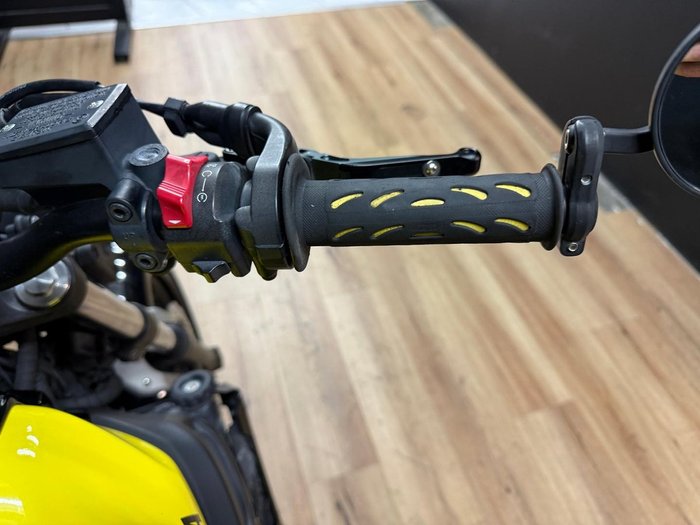 2016 Yamaha XSR700 Yellow
