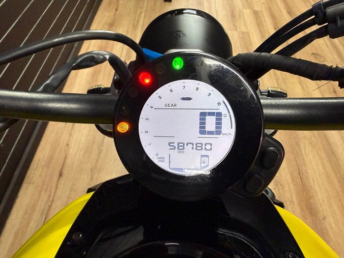 2016 Yamaha XSR700 Yellow