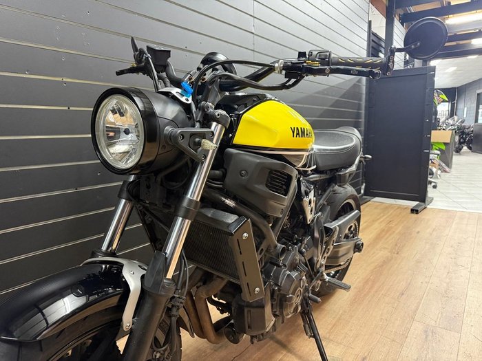 2016 Yamaha XSR700 Yellow