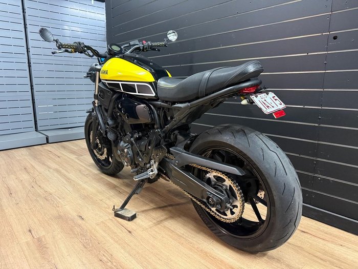 2016 Yamaha XSR700 Yellow