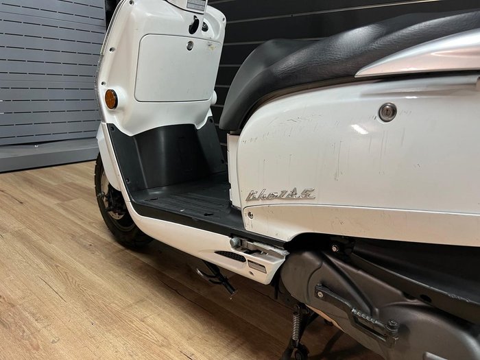 2023 Kymco LIKE 125 White