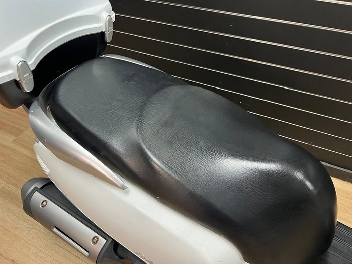 2023 Kymco LIKE 125 White