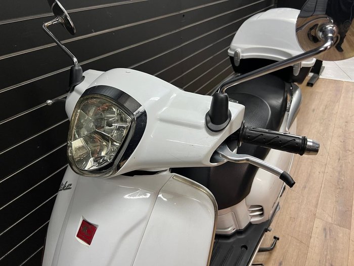 2023 Kymco LIKE 125 White