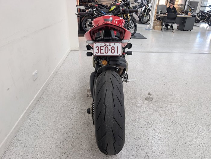 2021 DUCATI STREETFIGHTER V4 S Red