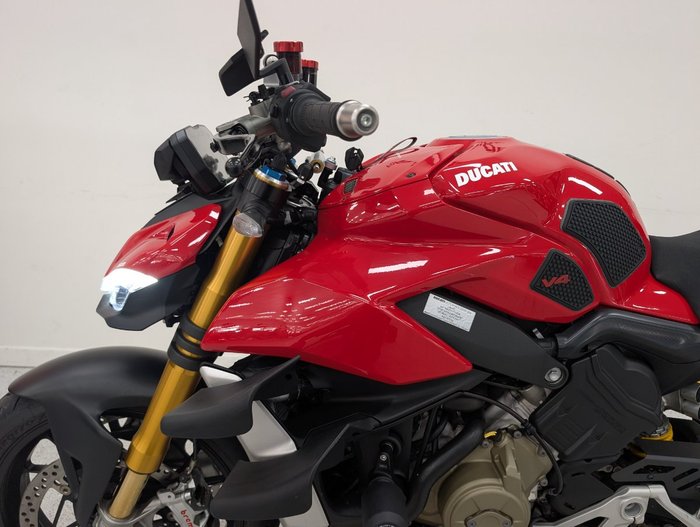 2021 DUCATI STREETFIGHTER V4 S Red