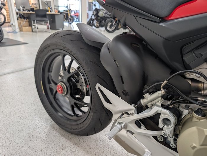 2021 DUCATI STREETFIGHTER V4 S Red