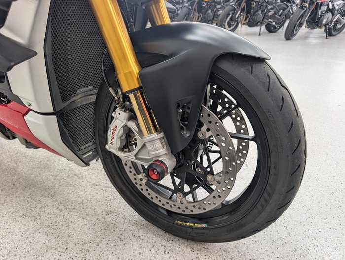 2021 DUCATI STREETFIGHTER V4 S Red