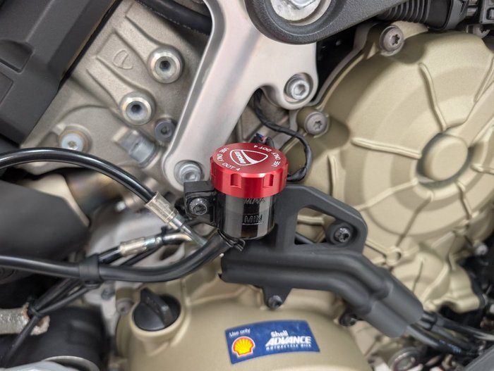 2021 DUCATI STREETFIGHTER V4 S Red