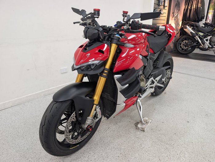 2021 DUCATI STREETFIGHTER V4 S Red
