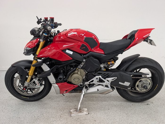 2021 DUCATI STREETFIGHTER V4 S Red