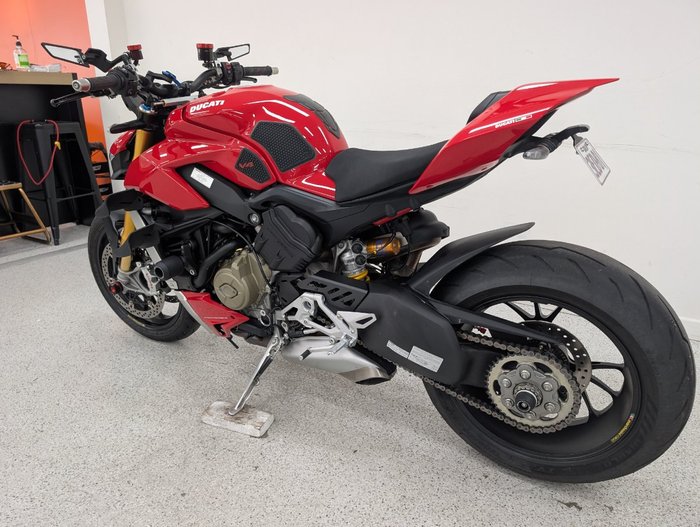 2021 DUCATI STREETFIGHTER V4 S Red