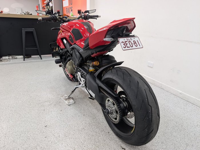 2021 DUCATI STREETFIGHTER V4 S Red