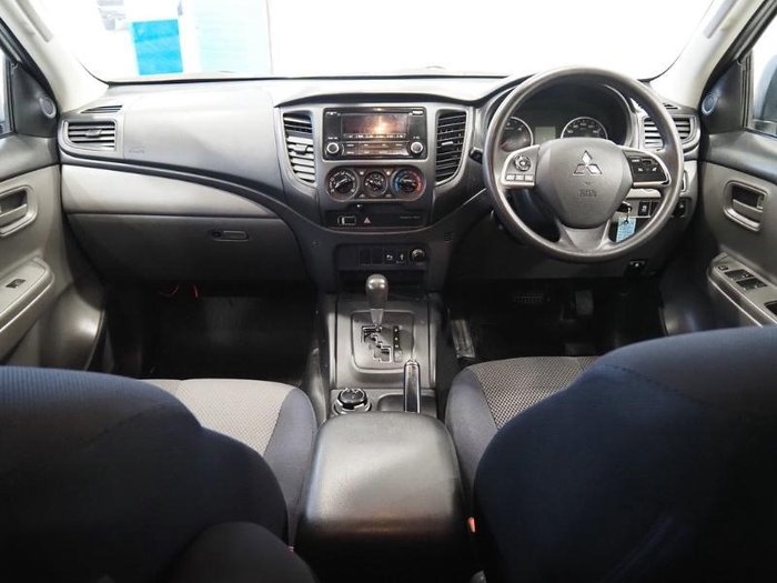 2015 Mitsubishi Triton GLX