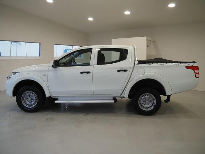 2015 Mitsubishi Triton GLX