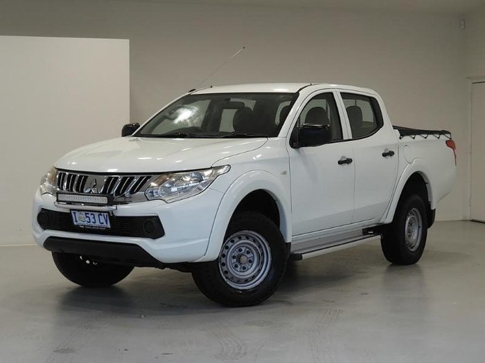 2015 Mitsubishi Triton GLX
