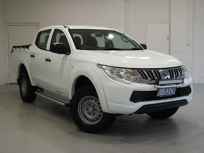 2015 Mitsubishi Triton GLX