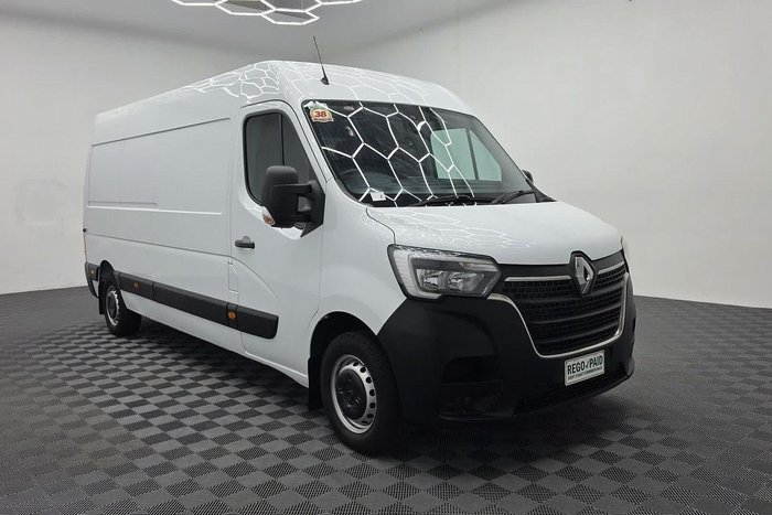 2022 Renault Master