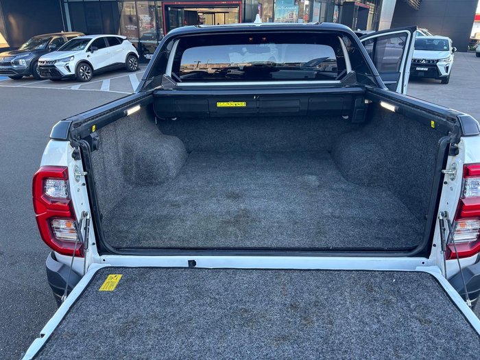 2023 Toyota Hilux Rogue