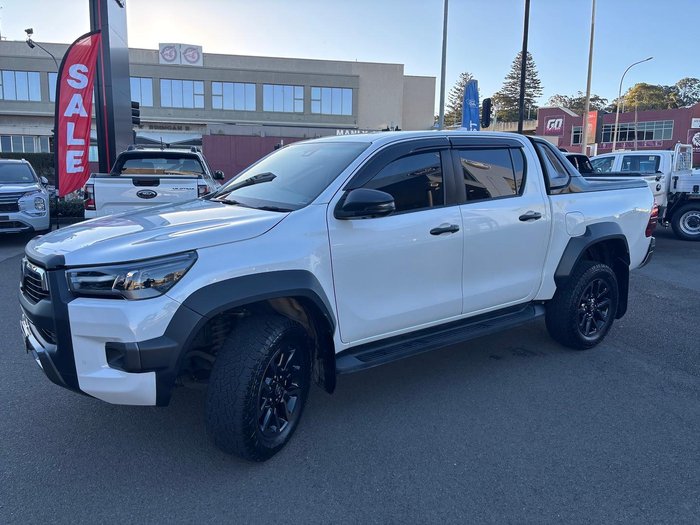 2023 Toyota Hilux Rogue