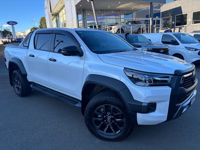 2023 Toyota Hilux Rogue