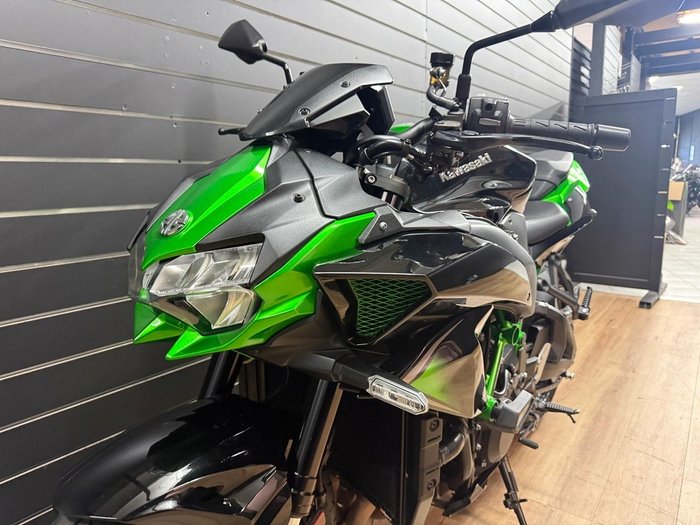 2021 Kawasaki Z H2 (ZR1000K) Green