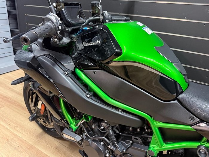 2021 Kawasaki Z H2 (ZR1000K) Green