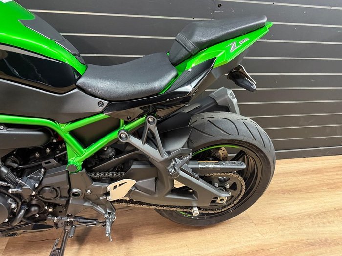 2021 Kawasaki Z H2 (ZR1000K) Green