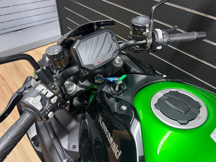2021 Kawasaki Z H2 (ZR1000K) Green