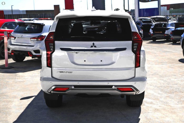 2024 Mitsubishi Pajero Sport Exceed