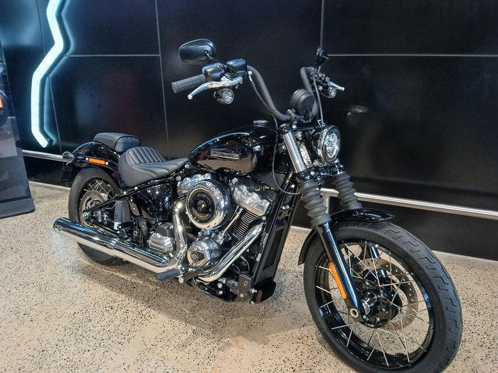 2025 Harley-Davidson Street Bob 117 (FXBB)