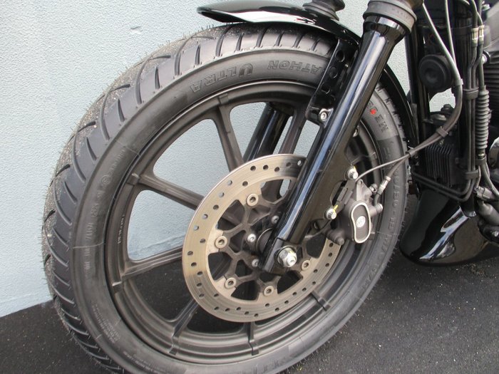 2018 HARLEY-DAVIDSON XL1200NS IRON 1200 Black