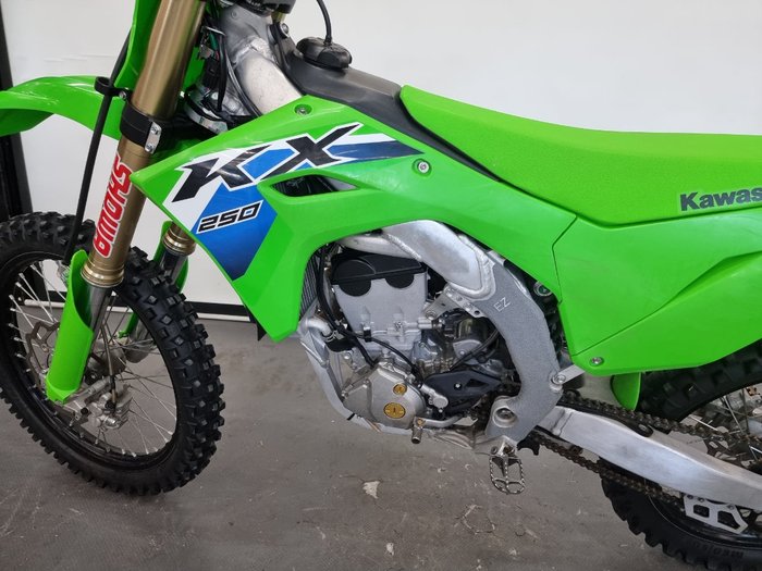 2026 Kawasaki KX250 Green