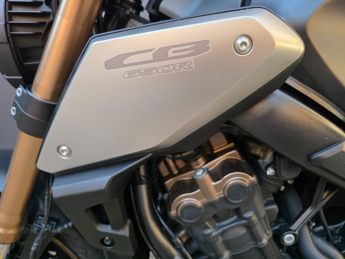 2022 Honda CB650R BLACK