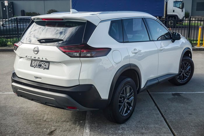 2023 Nissan X-TRAIL ST