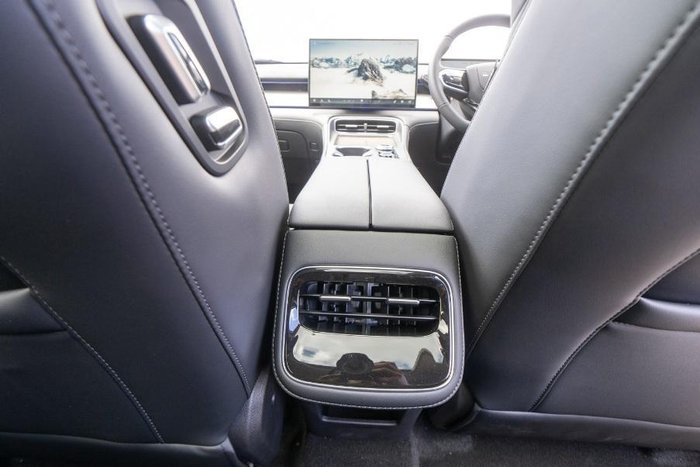 2026 Chery Tiggo 8 Super Hybrid Ultimate