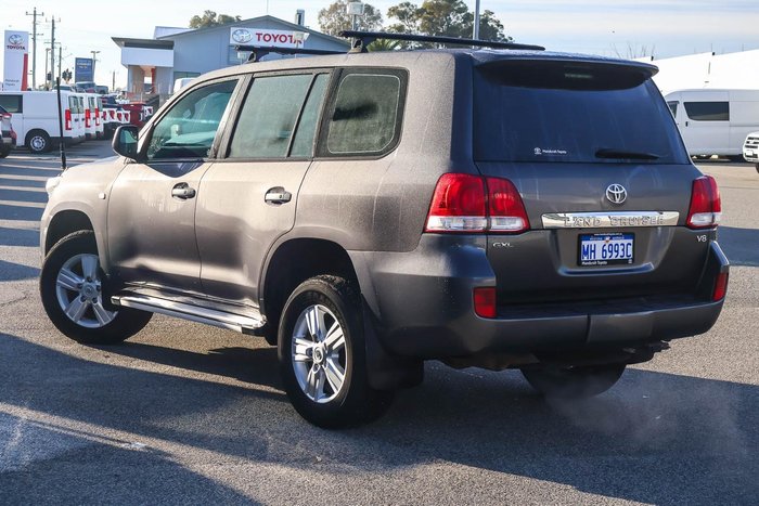 2010 Toyota Landcruiser GXL