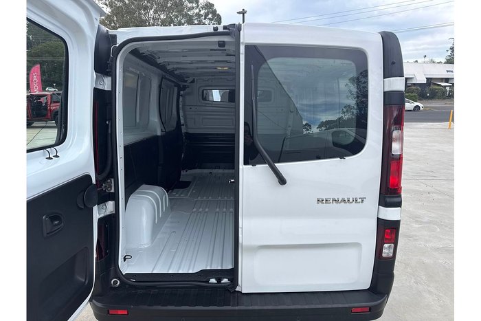2024 Renault Trafic Pro X82 MY24 Glacier White (369)